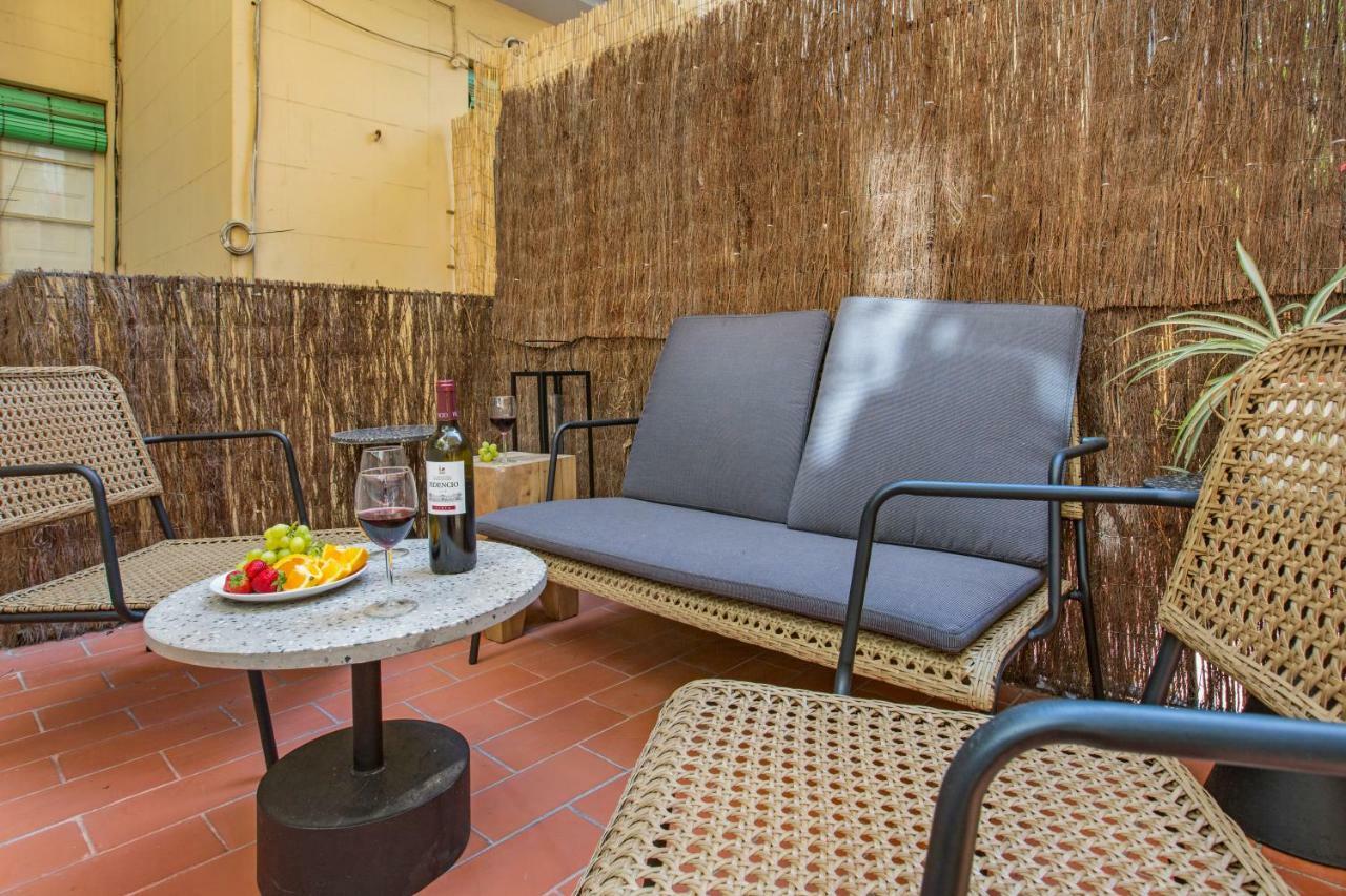 Stay U-Nique Apartments Floridablanca Barcellona Esterno foto